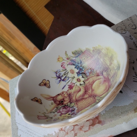 Cracker Barrel vtg Easter Treasures - Picture 1 of 4